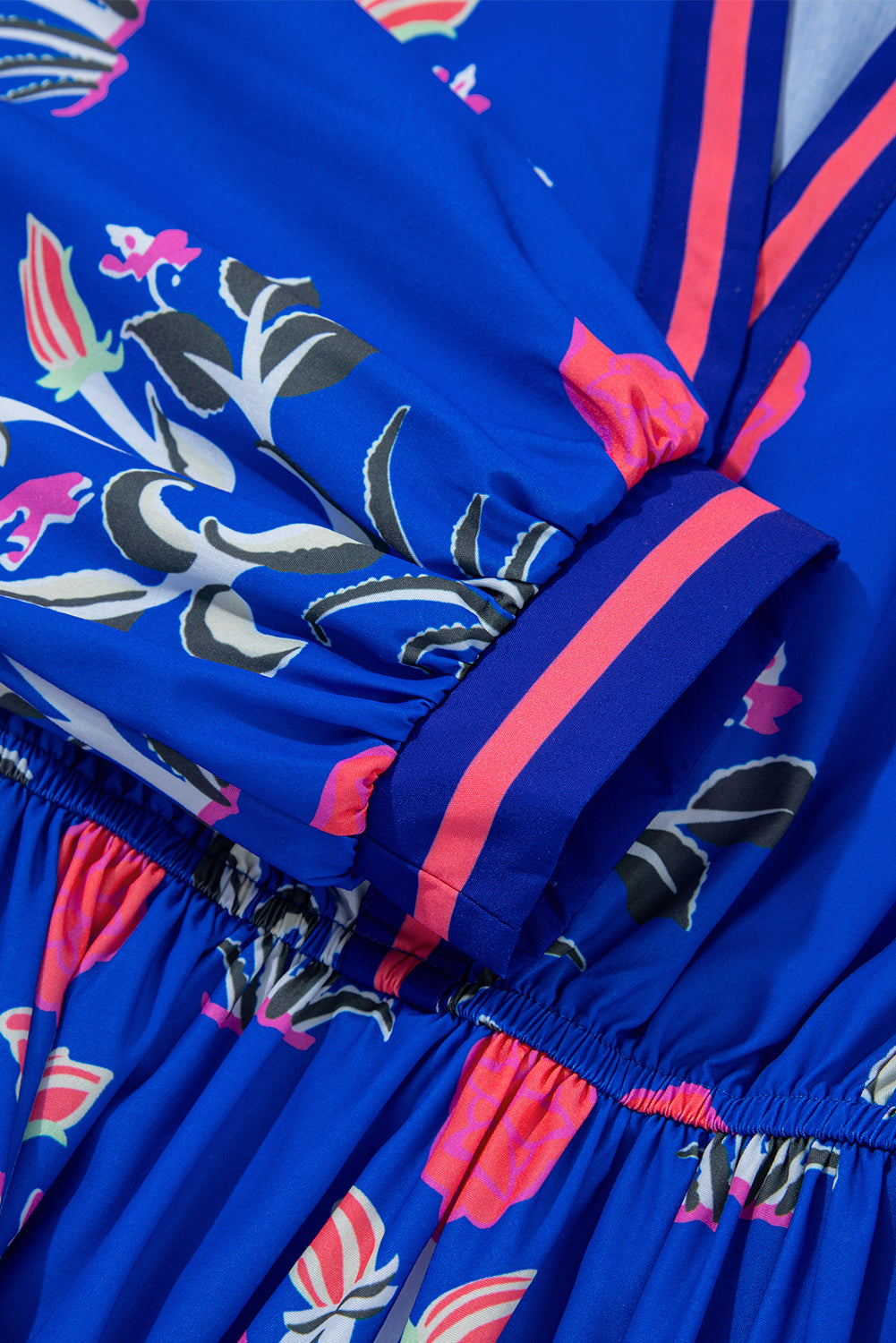 Blue Floral Print Pop of Color Neckline Long Sleeve Midi Dress